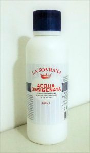 LA SOVRANA ACQUA OSSIGENATA 250ML.