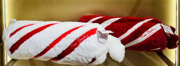 PIERRE CARDIN CUSCINO ARREDO CON RICAMO GIGANTE IMBOTTITO SFODERABILE ART.24232
