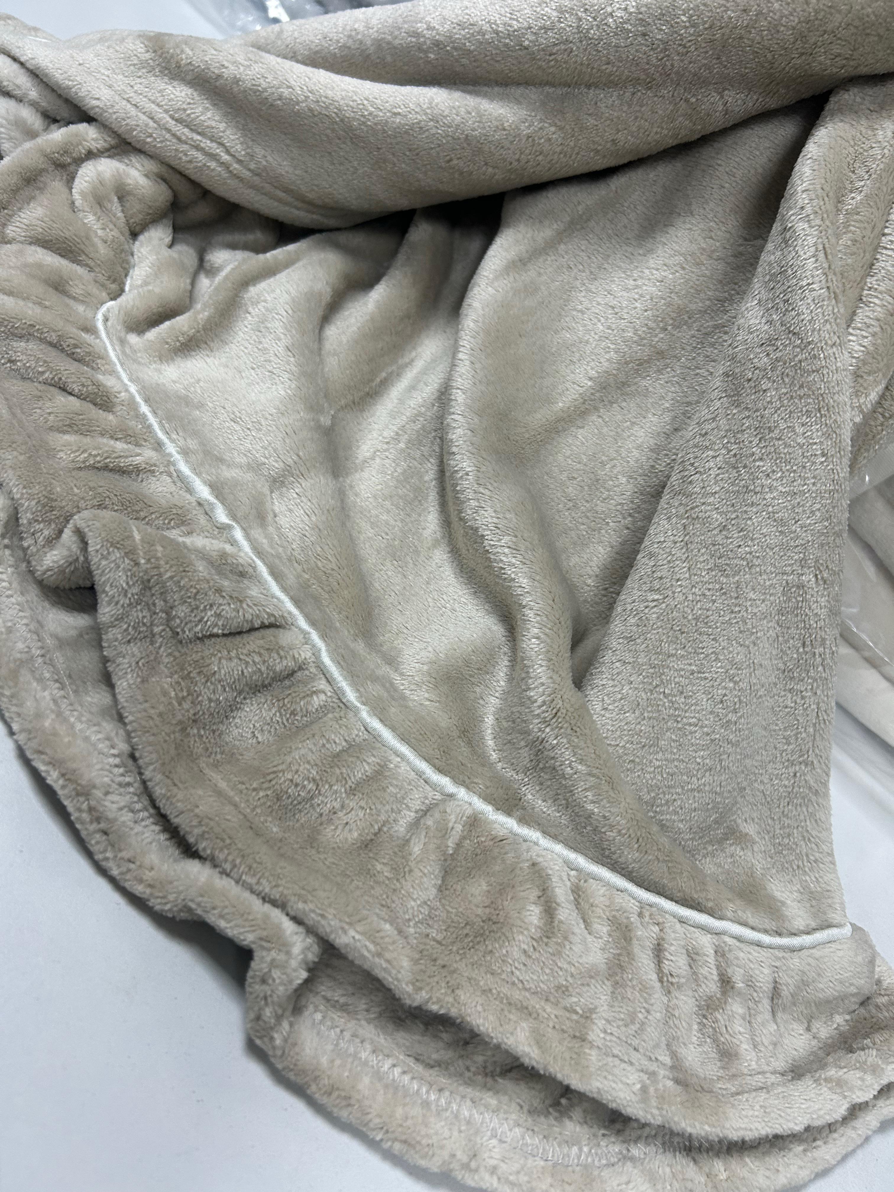 PREZIOSA PLAID IN CORAL CHIC2.COP.BIG CON FRILL