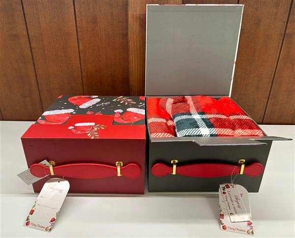 PREZIOSA PLAID IN CORAL SCATOLATO XMAS 25023