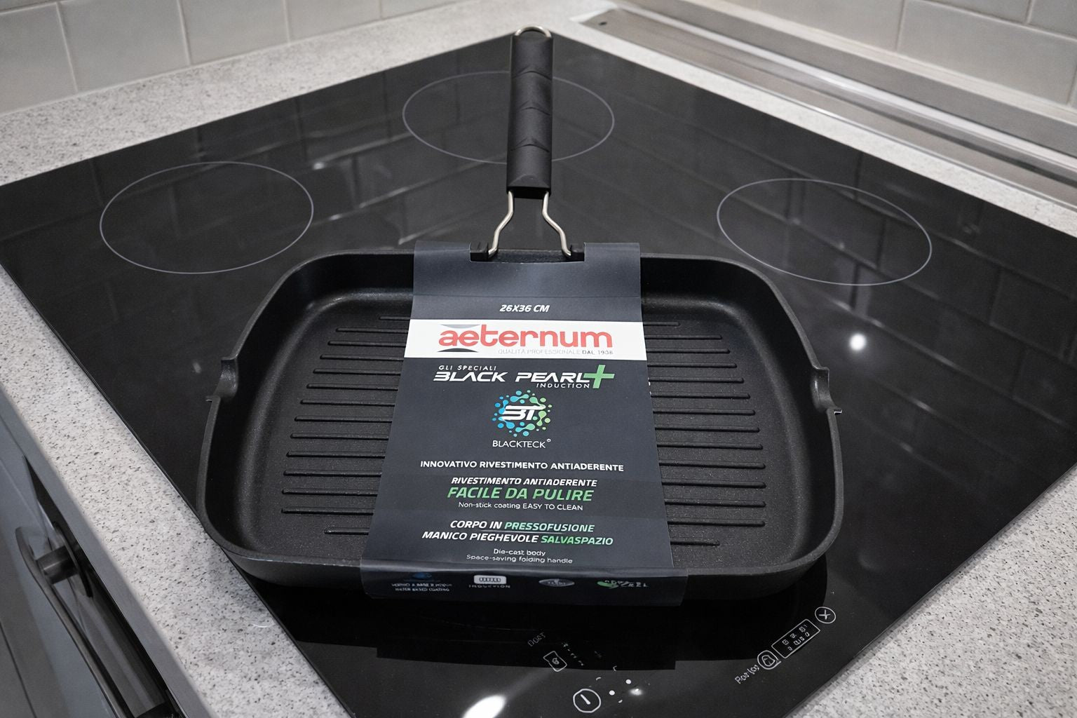 AETERNUM GRILL 36X26CM BLACK PLUS