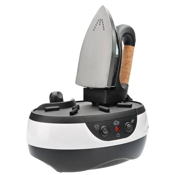 DCG STEAM STATION FERRO DA STIRO DB8500 