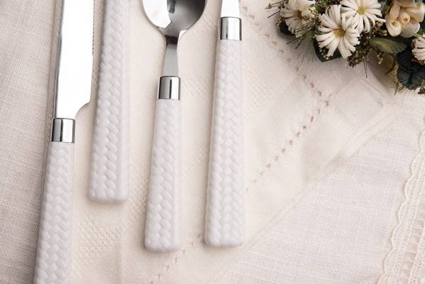 BAVARIA SET POSATE 24PZ MANICO BIANCO 